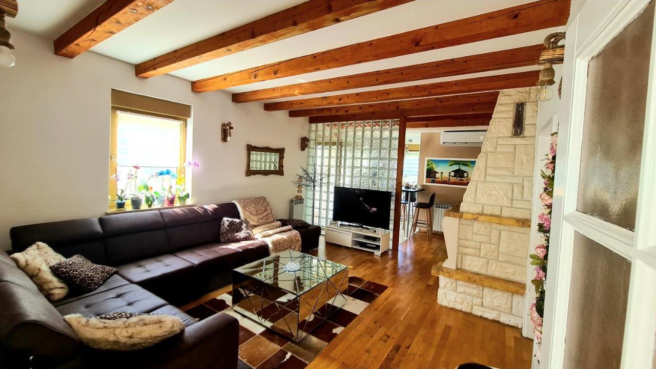 Villa Sunshine Pula Zewnętrze zdjęcie