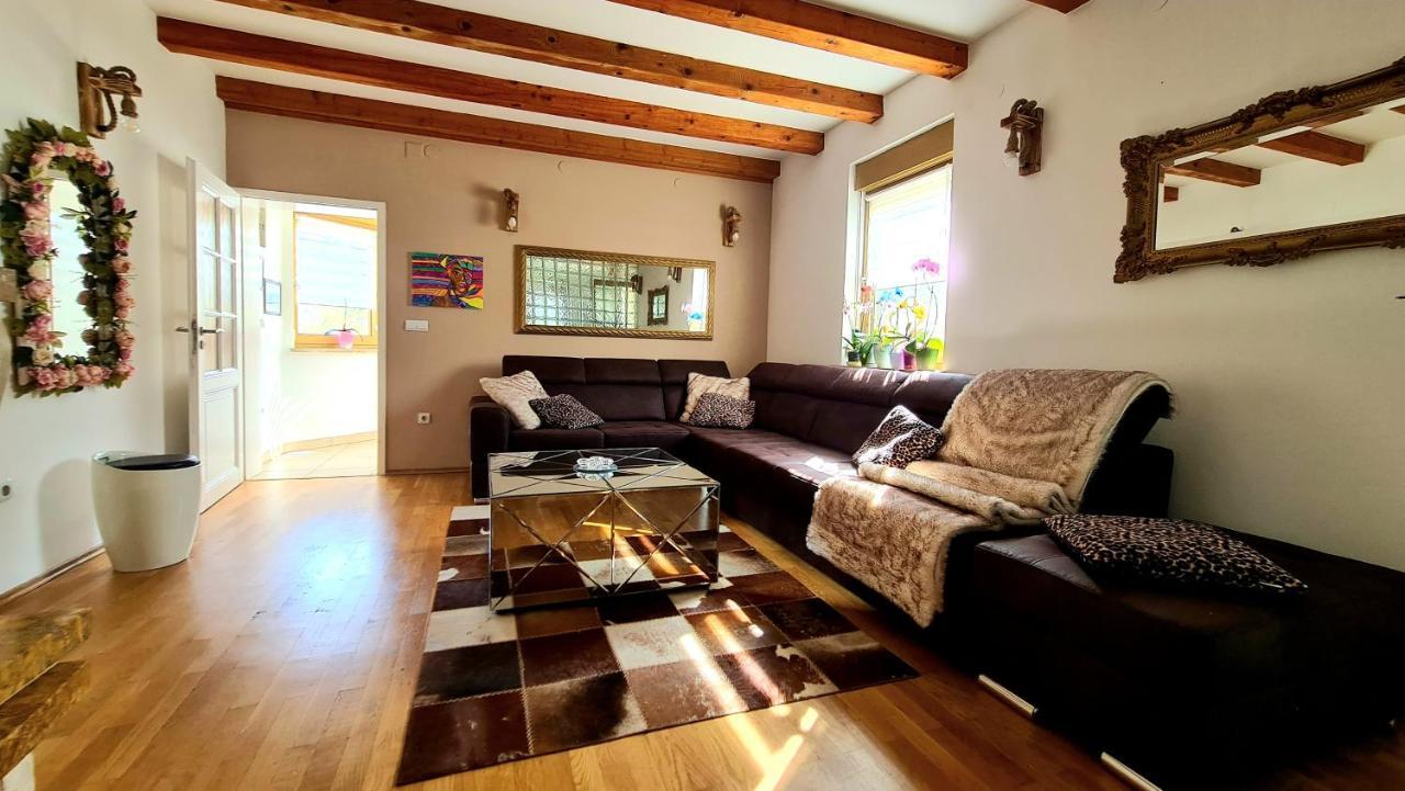 Villa Sunshine Pula Zewnętrze zdjęcie